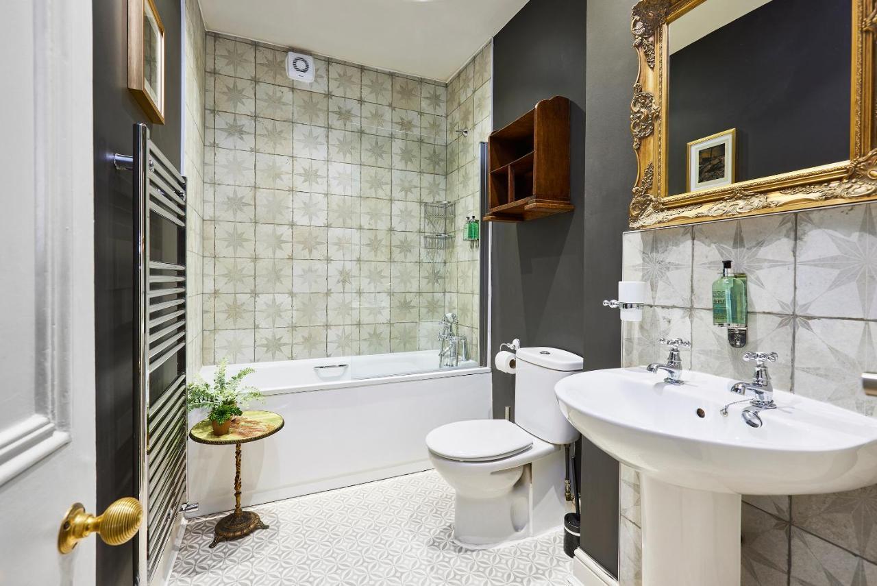 The Spa Chalet Scarborough Hot Tub, Pool, Gym, Beach Location Exteriér fotografie
